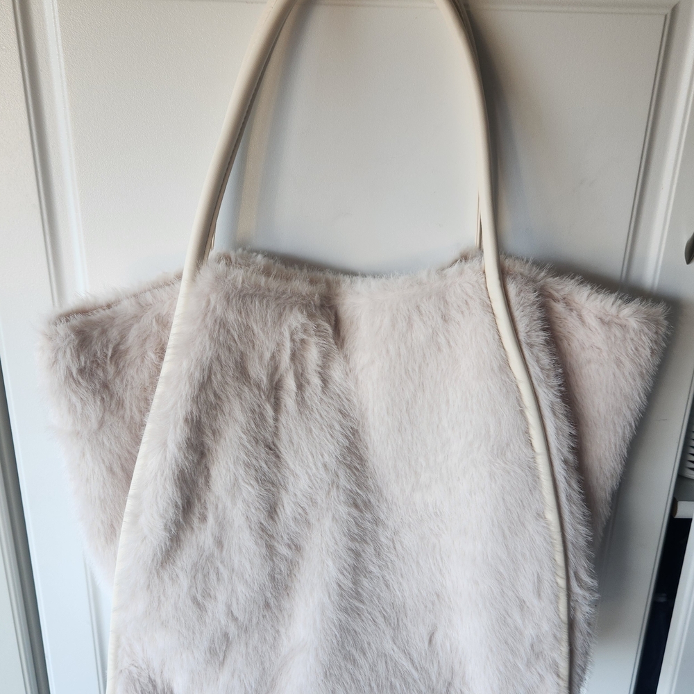 Victoria Secret Faux-Fur Tote Bag - Picture 2 of 4